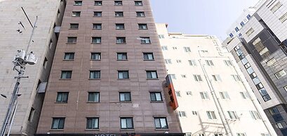 MARU HOTEL