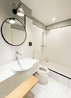 A25 Hotel - 130 Ba Trieu