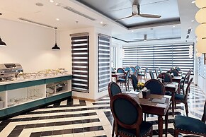 A25 Hotel - 130 Ba Trieu