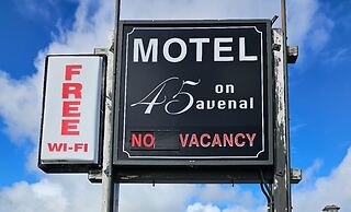 45 On Avenal Motel