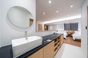 Brown Dot Hotel  Hongseong Naepo