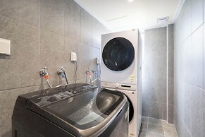 Brown Dot Hotel  Hongseong Naepo