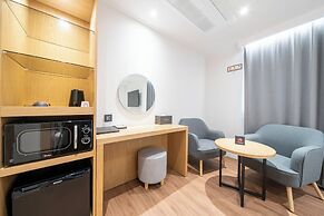Brown Dot Hotel  Hongseong Naepo