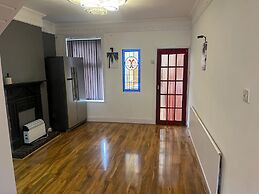 Barclays Retreat - Charming Leicester House