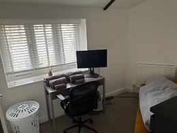 Seaside Cottage Escape in Paignton - Sleeps 4