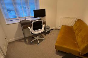 Seaside Cottage Escape in Paignton - Sleeps 4