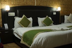 Hotel Auli'D