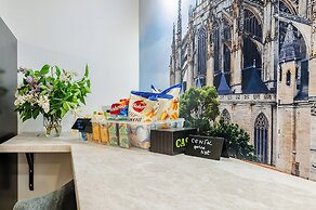 No. 28 Rooms & Apartments