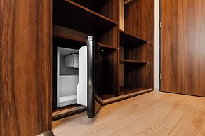 No. 28 Rooms & Apartments