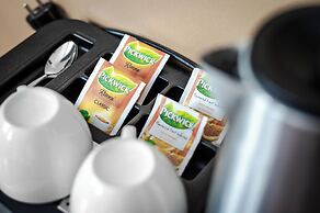 No. 28 Rooms & Apartments