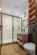 No. 28 Rooms & Apartments