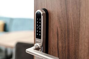 No. 28 Rooms & Apartments