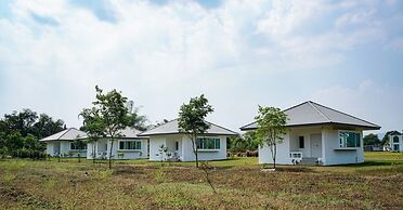 Naoat Resort Farm & Cafe