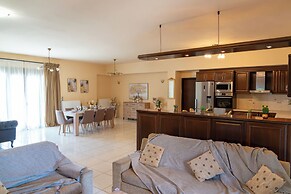 Amalia Villa with Private Pool