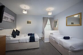 Royal Oakwell Hotel