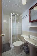 Royal Oakwell Hotel
