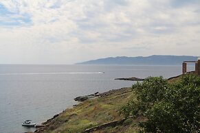 Iliada Suites Simousi Kythnos