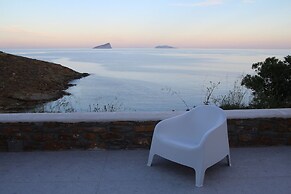 Iliada Suites Simousi Kythnos