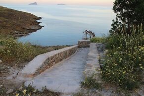 Iliada Suites Simousi Kythnos