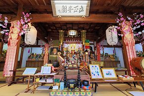 Temple Hotel Kokushoji