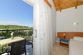 Christina Apartments