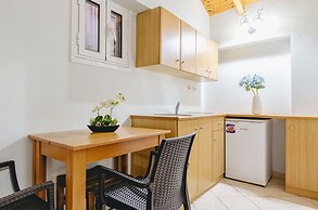 Christina Apartments