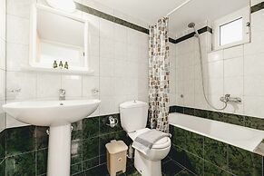 Christina Apartments