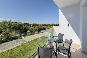 Christina Apartments