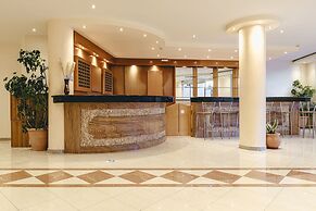 Christina Apartments