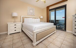 Phoenix East 2 2153 3 Bedroom Condo