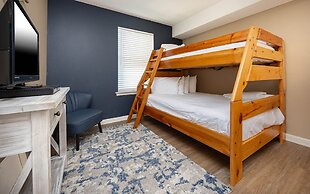 Phoenix East 2 2061 3 Bedroom Condo