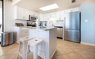 Phoenix East 2 2061 3 Bedroom Condo