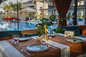 Luxury Garden Suites