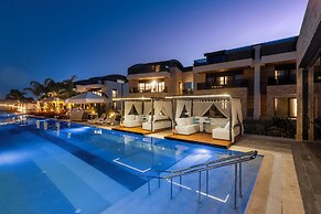 Luxury Garden Suites