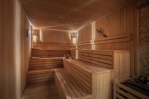 Luxury Garden Suites