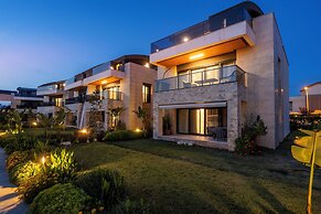 Luxury Garden Suites