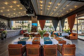 Luxury Garden Suites