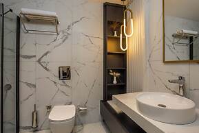 Luxury Garden Suites