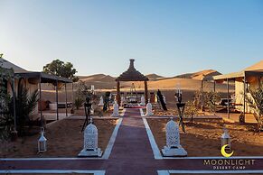 Moonlight Desert Camp