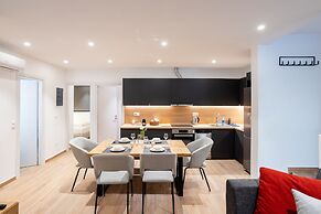 Exclusive 3-bedroom Haven in Kolonaki Center