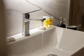 Exclusive 3-bedroom Haven in Kolonaki Center