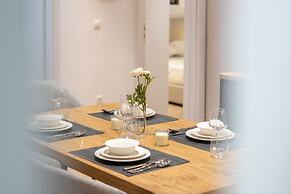 Exclusive 3-bedroom Haven in Kolonaki Center