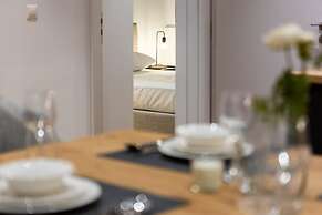 Exclusive 3-bedroom Haven in Kolonaki Center