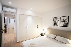Exclusive 3-bedroom Haven in Kolonaki Center