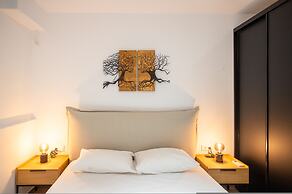 Exclusive 3-bedroom Haven in Kolonaki Center