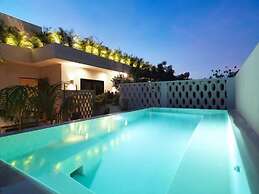 White Elephant Casa Boutique