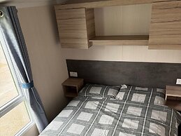 Cedar Lake Apartment Retreat