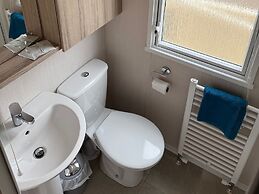 Cedar Lake Apartment Retreat