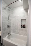 Bassett Creek Retreat