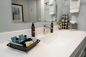 Bassett Creek Retreat